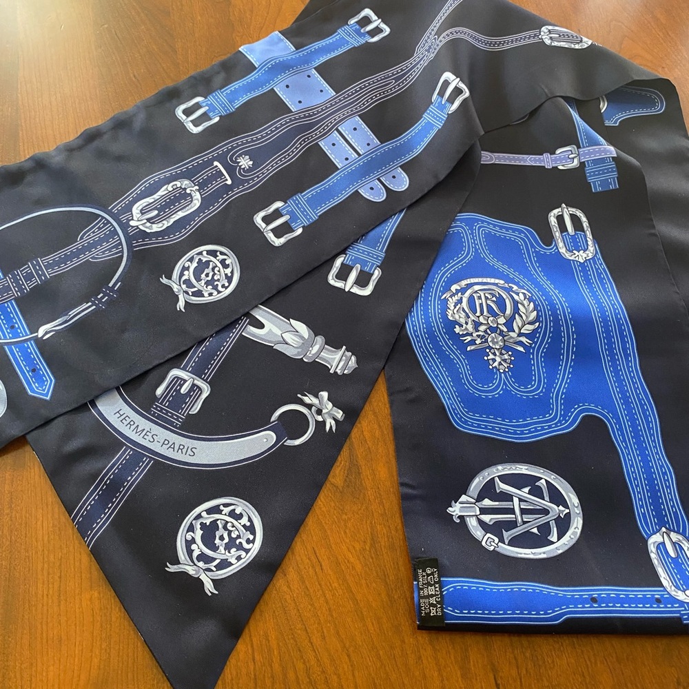 RARE and EXCLUSIVE HERMES Maxi-Twilly Scarf
